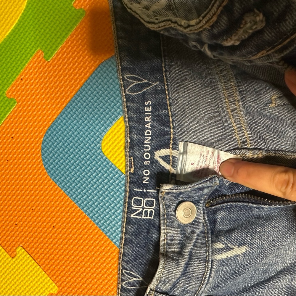 No Boundaries Blue Jeans